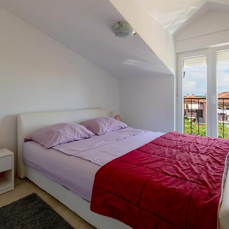 Apartments Goran By Rent Istria Umag Eksteriør bilde