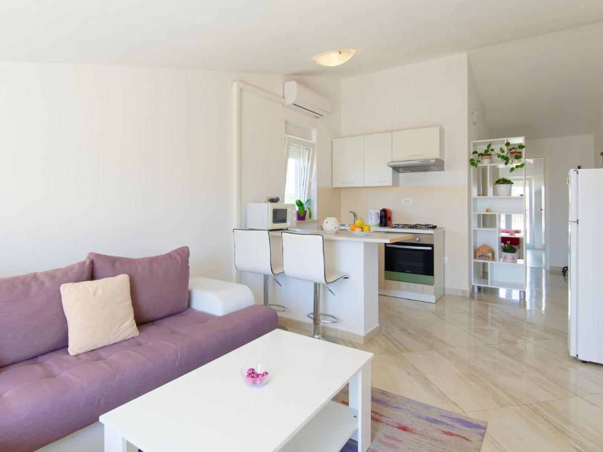 Apartments Goran By Rent Istria Umag Eksteriør bilde